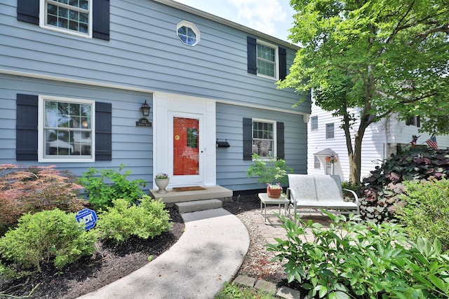155 Aldrich Rd, Columbus, OH 43214 - view of front of house with a patio