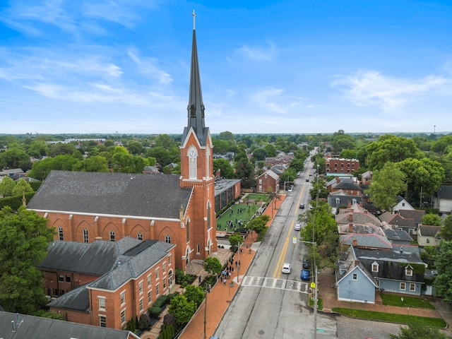 145 E Sycamore St, Columbus, OH 43206 - drone / aerial view