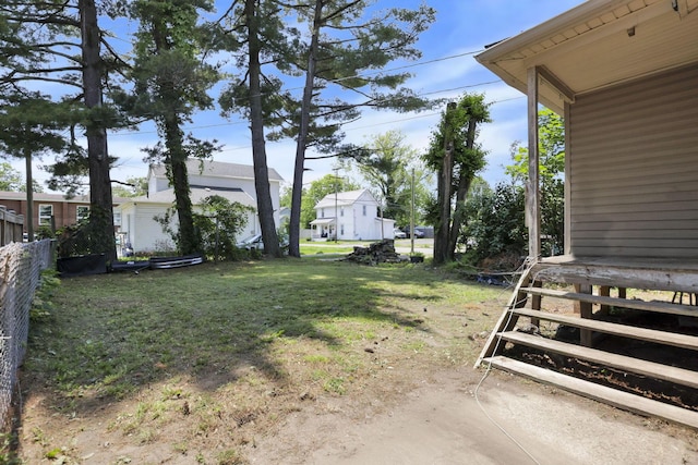 421 E Main St, Newark, OH 43055 - view of yard