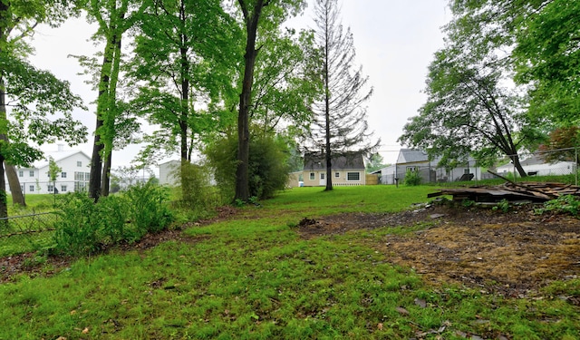 2474 Mecca Rd, Columbus, OH 43224 - view of yard