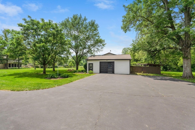 3515 Babbitt Rd, Blacklick, OH 43004 - detached garage featuring asphalt driveway
