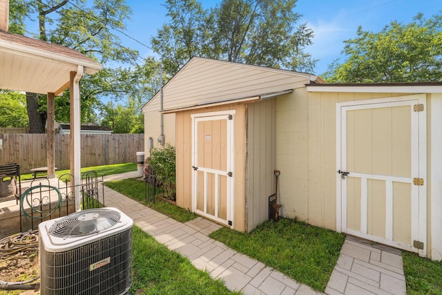 3009 Hiawatha St, Columbus, OH 43224 - view of shed featuring central AC