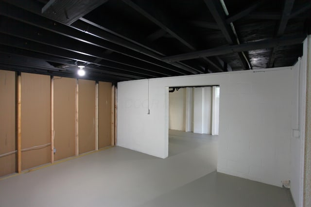 1134 Garden Rd, Columbus, OH 43224 - view of finished basement