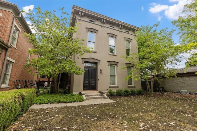 874 S High St, Columbus, OH 43206 - italianate house featuring stucco siding