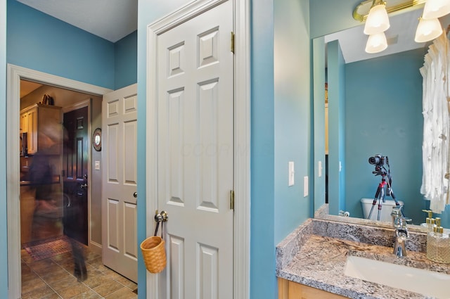 791 York St W, Mansfield, OH 44904 - bathroom featuring vanity