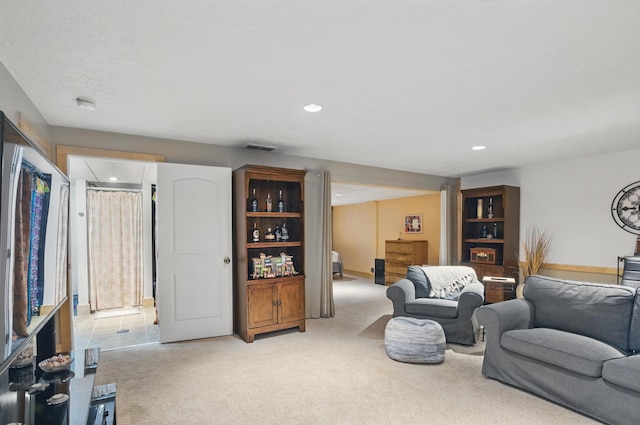 791 York St W, Mansfield, OH 44904 - living room with light colored carpet, recessed lighting, and baseboards