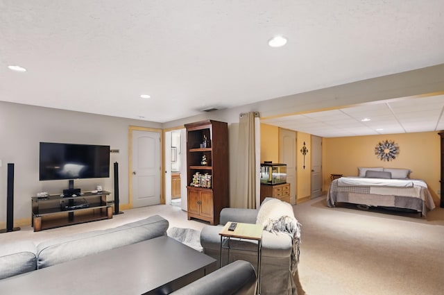 791 York St W, Mansfield, OH 44904 - living room with light carpet, recessed lighting, and baseboards