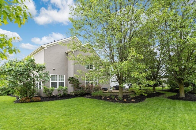 345 Quarter Way, Delaware, OH 43015 - view of yard