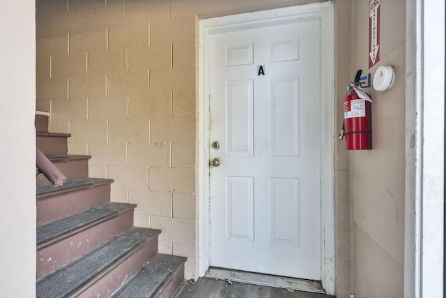 2872 Howey Rd, Columbus, OH 43224 - view of doorway to property