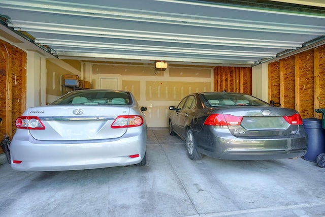 1300 Sotherby Xing, Lewis Center, OH 43035 - garage with a garage door opener