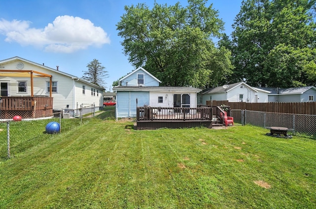 1106 E Walnut St, Lancaster, OH 43130 - rear view of property with a wooden deck and a fenced backyard