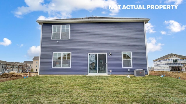 904 Allegro Dr, Reynoldsburg, OH 43068 - back of property with cooling unit and a yard