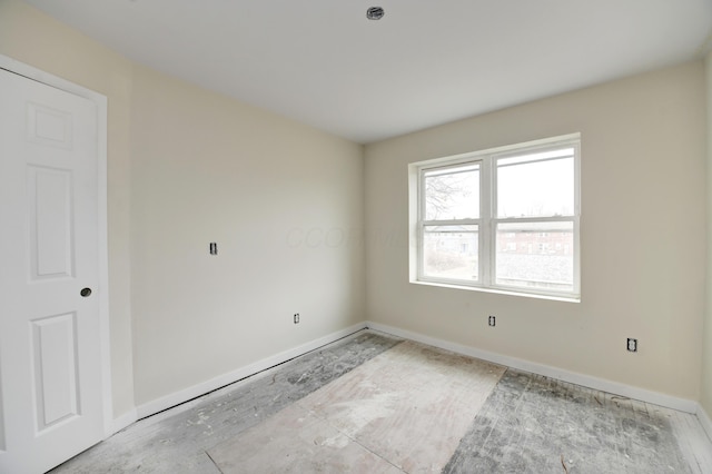 1292-1298 E 17th Ave, Columbus, OH 43211 - spare room featuring baseboards