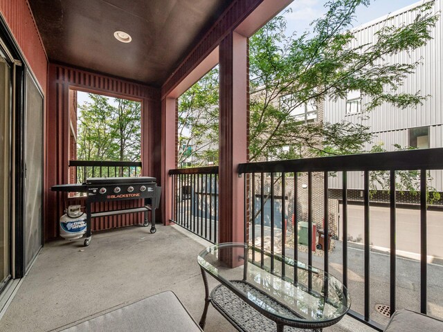 802 N 4th St Unit 802, Columbus, OH 43215 - view of balcony