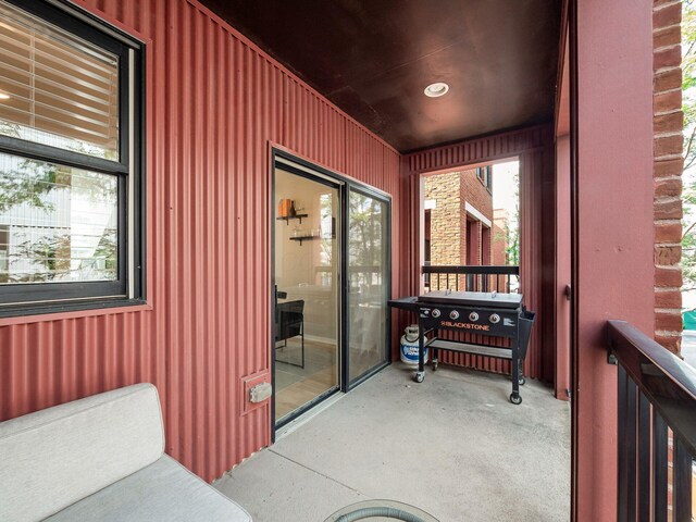 802 N 4th St Unit 802, Columbus, OH 43215 - doorway to property with a balcony