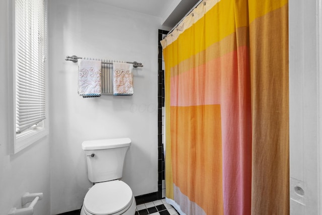 8121 Blind Brook Ct, Columbus, OH 43235 - bathroom featuring a shower with curtain and tile patterned floors