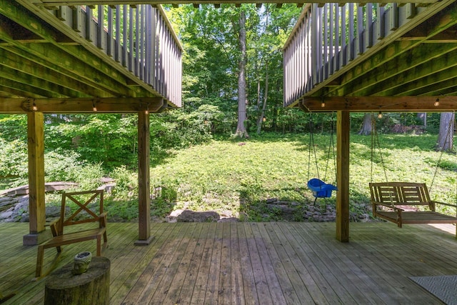8121 Blind Brook Ct, Columbus, OH 43235 - deck with a lawn