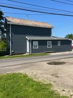130 N 11th St, Newark, OH 43055 - view of back of property