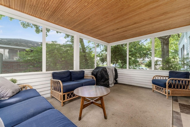 128 S Kellner Rd, Columbus, OH 43209 - sunroom featuring healthy amount of natural light and an outdoor living space
