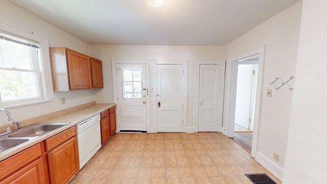 3038 Indianola Ave, Columbus, OH 43202 - photo 11
