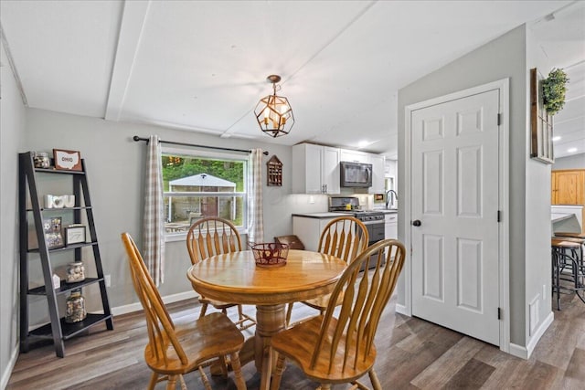 5895 Swartz Mill Rd SE, Sugar Grove, OH 43155 - dining space featuring dark wood-type flooring, baseboards, and recessed lighting