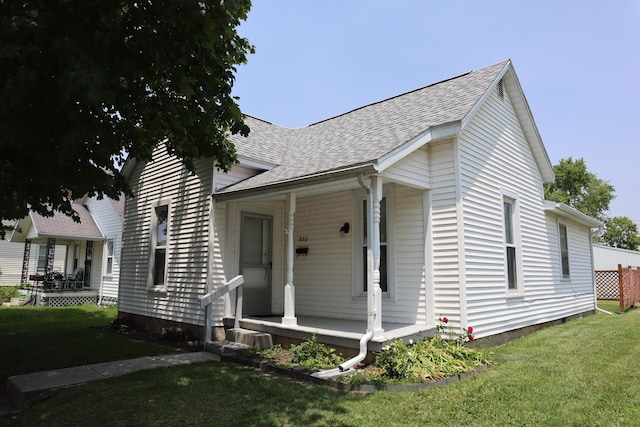 832 S Hinde St, Washington Court House, OH 43160 - photo 2