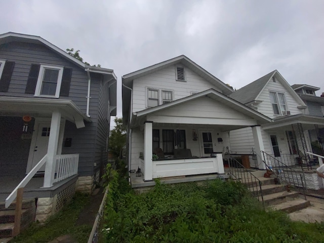271 S Warren Ave, Columbus, OH 43204 - view of front of house featuring a porch