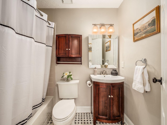 3579 Aaron Dr, Columbus, OH 43228 - full bathroom with vanity, shower / bathtub combination with curtain, toilet, and baseboards