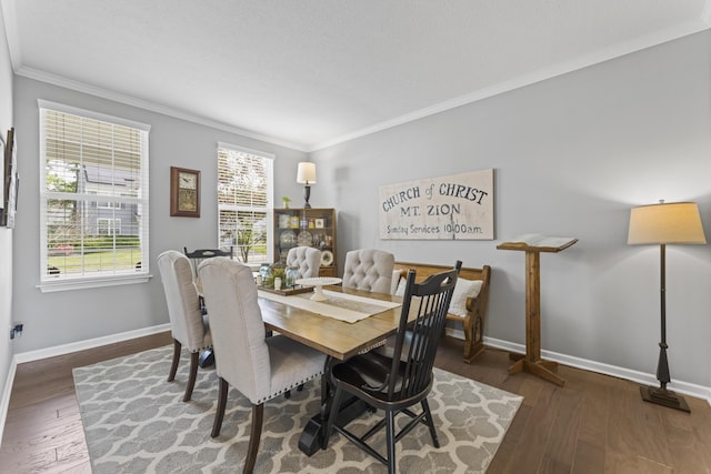 185 Saffron Dr, Sunbury, OH 43074 - dining room featuring ornamental molding, baseboards, and wood finished floors