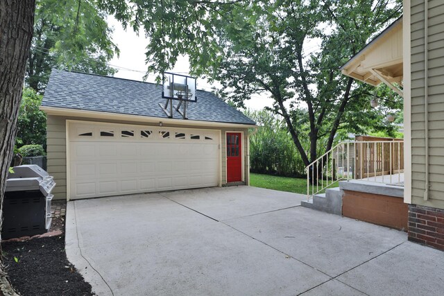 203 Winthrop Rd, Columbus, OH 43214 - view of detached garage