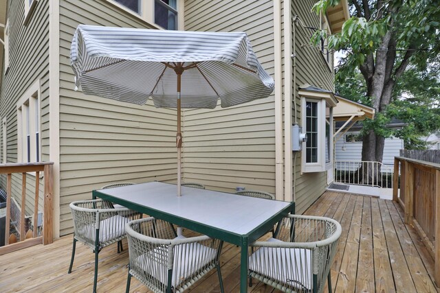 203 Winthrop Rd, Columbus, OH 43214 - wooden deck featuring outdoor dining area