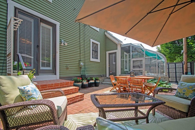 651 S 6th St, Columbus, OH 43206 - view of patio with outdoor dining space and an outdoor living space