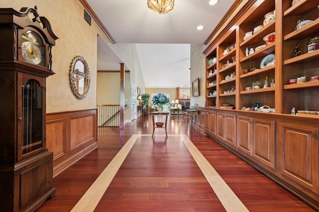 5337 Teresas Trl, Galena, OH 43021 - hallway featuring a wainscoted wall, recessed lighting, dark wood-style floors, and built in features