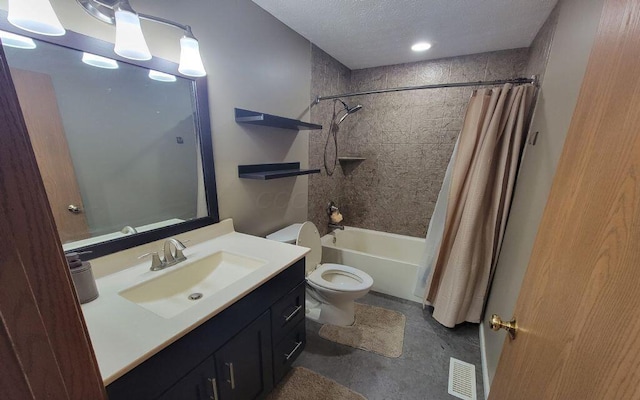 3230 Saint Bernard Cir, Columbus, OH 43232 - full bathroom with vanity, toilet, and shower / tub combo with curtain