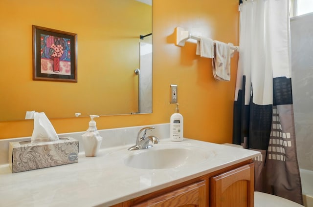 583 Marhurst Ct, Galloway, OH 43119 - full bath featuring vanity and toilet