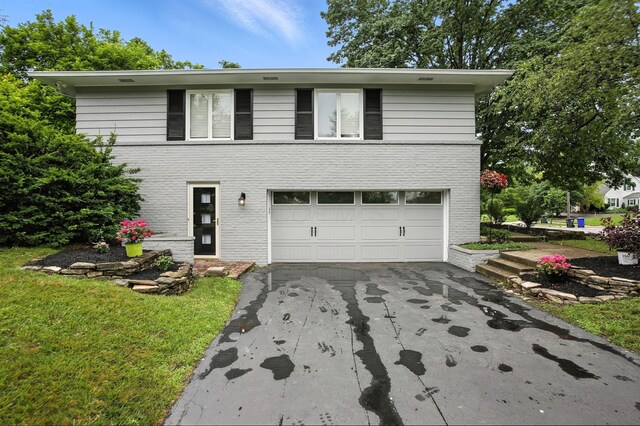 2171 Northam Rd, Columbus, OH 43221 - photo 2