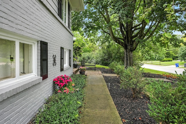 2171 Northam Rd, Columbus, OH 43221 - photo 4