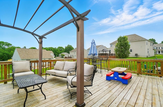 560 Green Forest Pl, Lithopolis, OH 43136 - deck with an outdoor living space, a residential view, and a yard