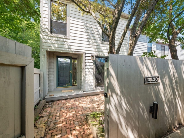 3120 Walden Ravines, Columbus, OH 43221 - view of exterior entry with a patio