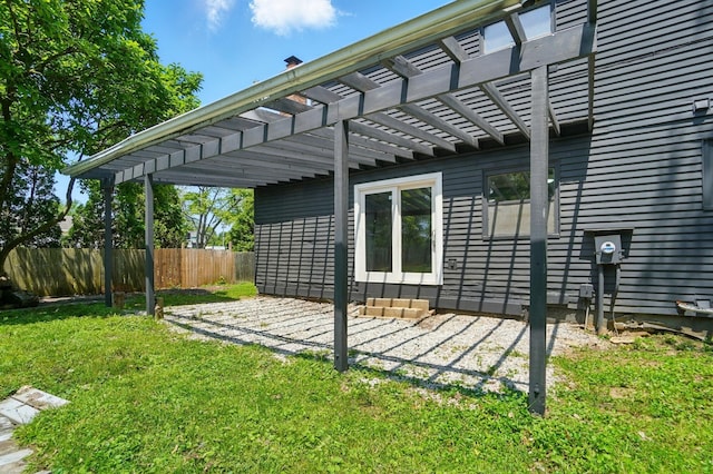 2605 Bella Via Ave, Columbus, OH 43231 - back of property with a pergola