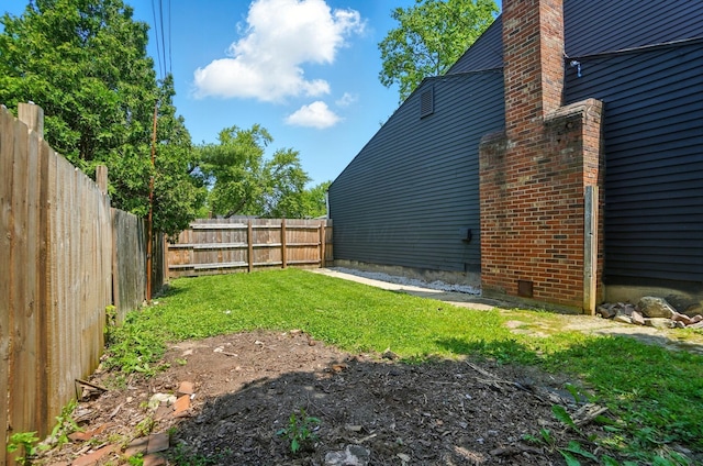 2605 Bella Via Ave, Columbus, OH 43231 - view of yard