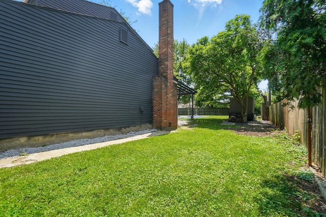2605 Bella Via Ave, Columbus, OH 43231 - view of yard