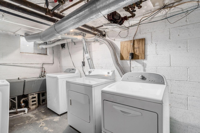 1775 NW Ct Unit 114 J, Columbus, OH 43212 - laundry area with washing machine and clothes dryer