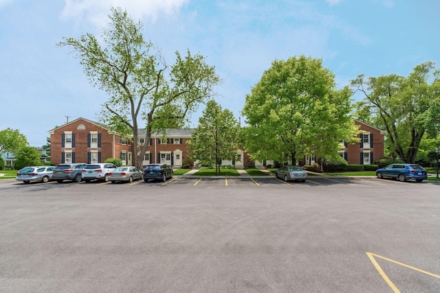 1775 NW Ct Unit 114 J, Columbus, OH 43212 - view of uncovered parking lot