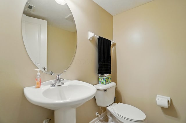 5629 Middle Falls St, Dublin, OH 43016 - half bath with toilet and baseboards