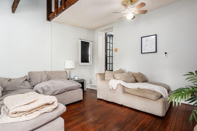 369 E Main St, Circleville, OH 43113 - living area featuring dark wood-type flooring and a ceiling fan