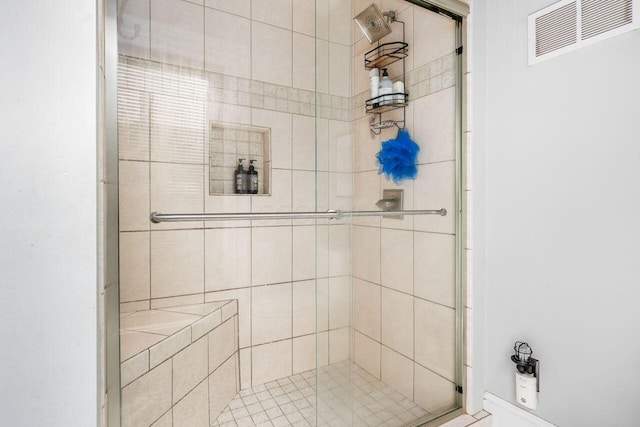 369 E Main St, Circleville, OH 43113 - full bath with a shower stall