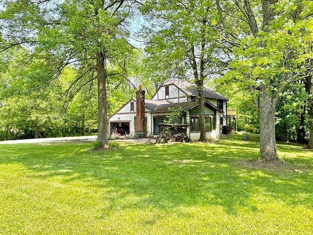 5401 Plantation Rd, Sunbury, OH 43074 - view of front of home featuring a chimney and a front yard
