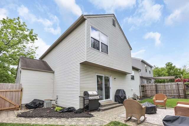 840 Gulliver Dr, Columbus, OH 43207 - back of house featuring a patio and entry steps