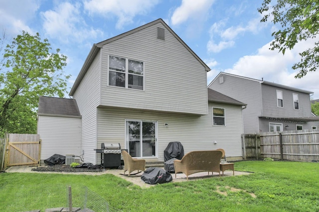 840 Gulliver Dr, Columbus, OH 43207 - back of house with a gate and a patio
